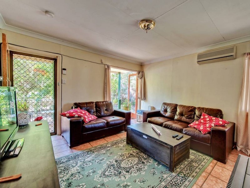22 Jones Road, Bellbird Park QLD 4300