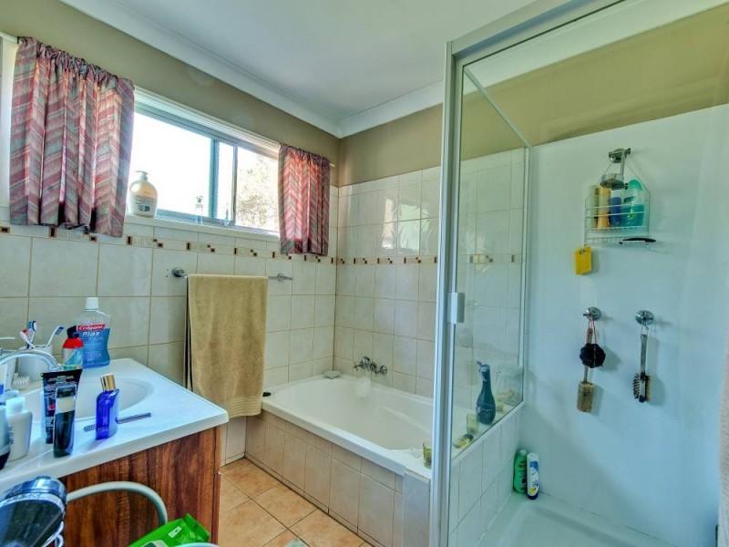 22 Jones Road, Bellbird Park QLD 4300