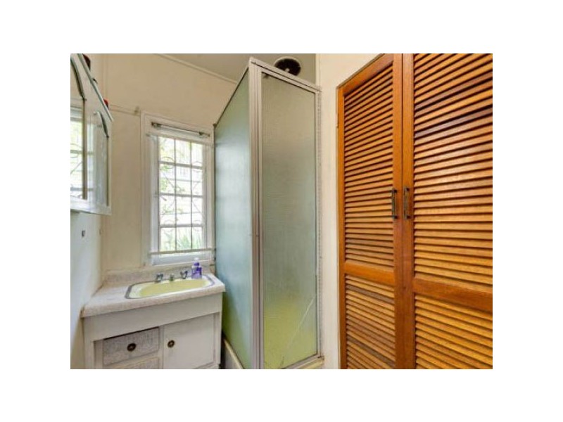 117 Appleby Road, Stafford Heights QLD 4053