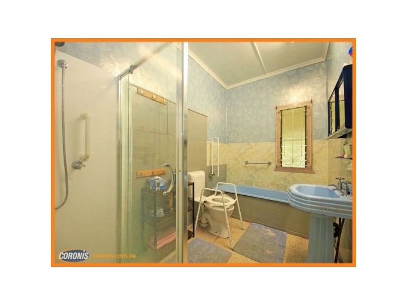 1316 Anzac Avenue, Kallangur QLD 4503