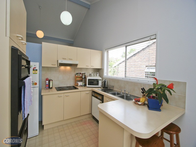 Arana Hills QLD 4054