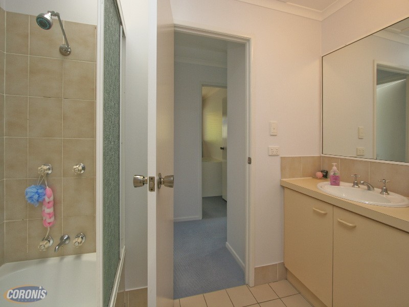 Arana Hills QLD 4054