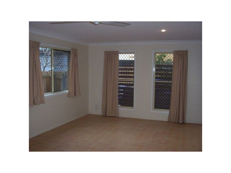 2/28 Osborne Road, Mitchelton QLD 4053