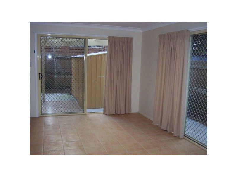 2/28 Osborne Road, Mitchelton QLD 4053