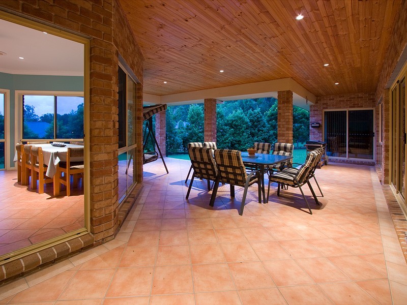 27 Hinchinbrook Court, Burpengary QLD 4505