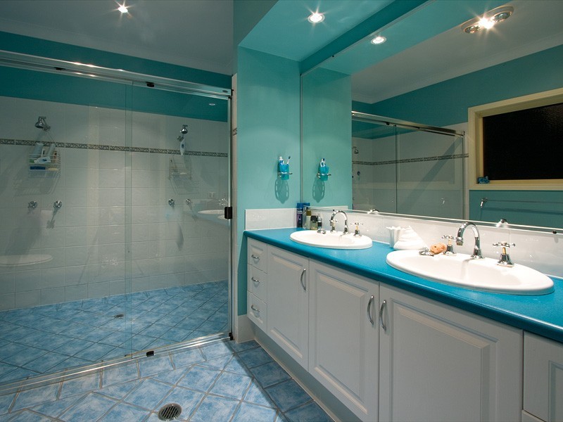 27 Hinchinbrook Court, Burpengary QLD 4505