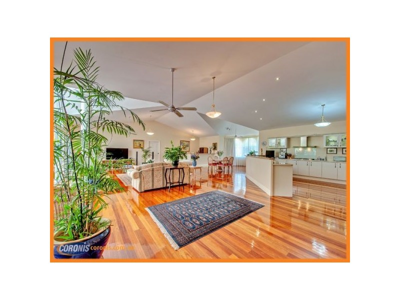 108 Dennis Road, Springwood QLD 4127