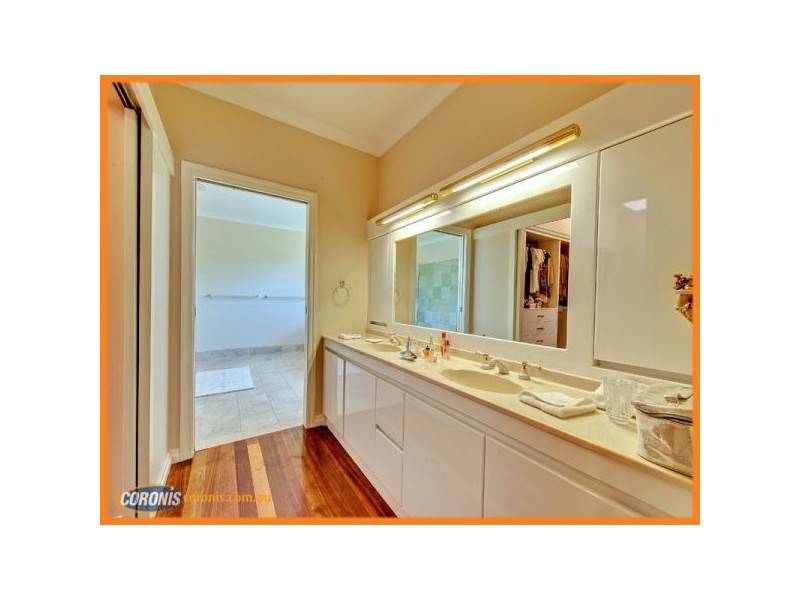 108 Dennis Road, Springwood QLD 4127