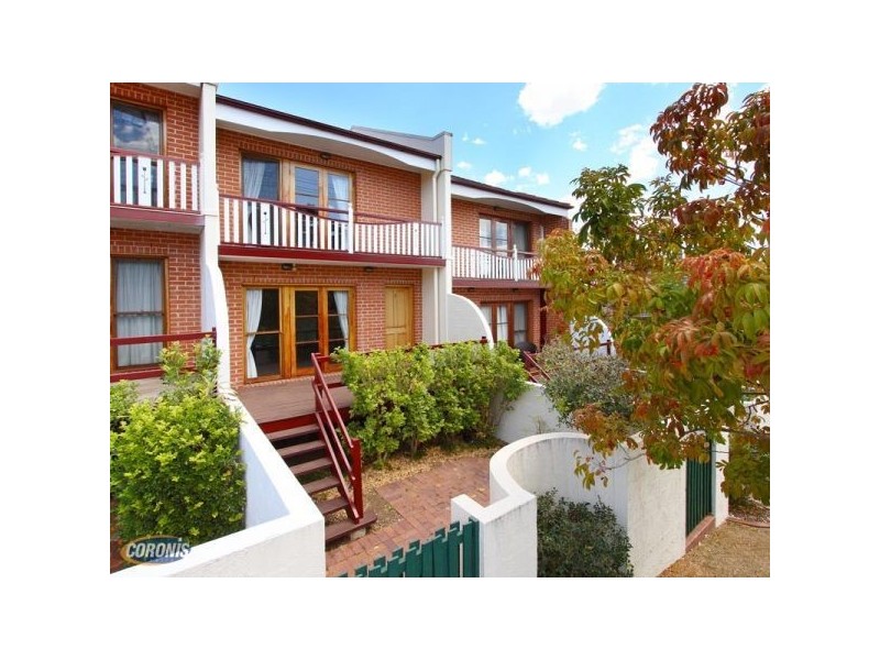 2/63 Montpelier Street, Clayfield QLD 4011