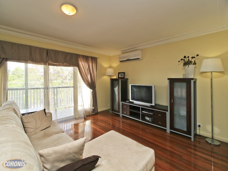 Arana Hills QLD 4054