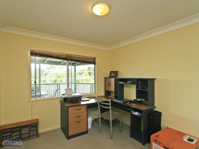 Arana Hills QLD 4054