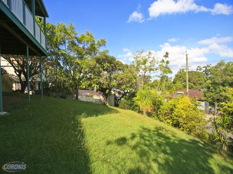 Arana Hills QLD 4054