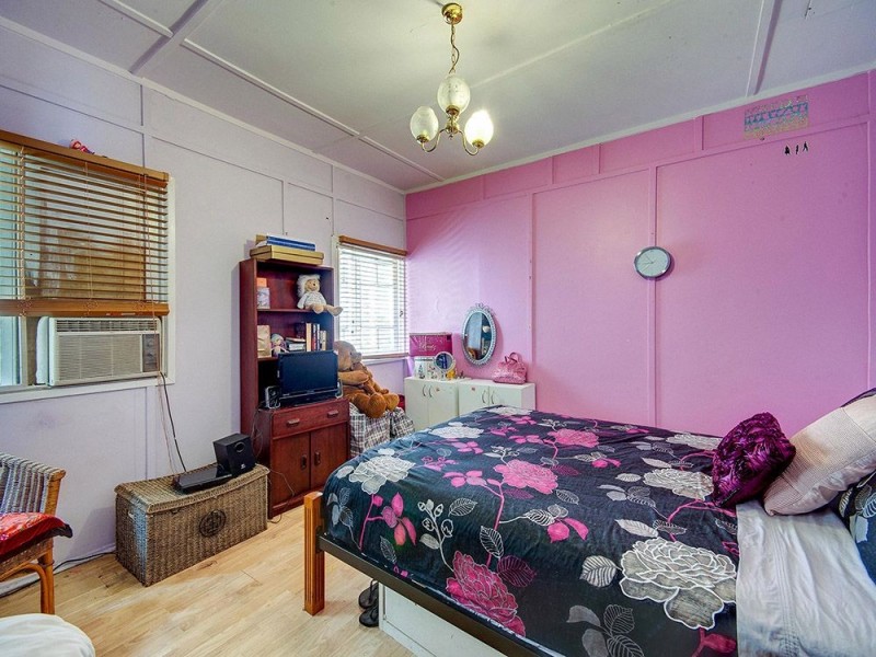 45 Railway Parade, Mitchelton QLD 4053