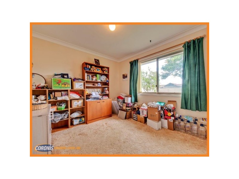 8 Sandown Court, Crestmead QLD 4132