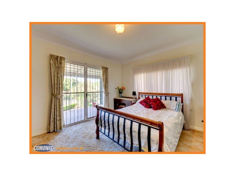 81 Eleventh Avenue, Kedron QLD 4031