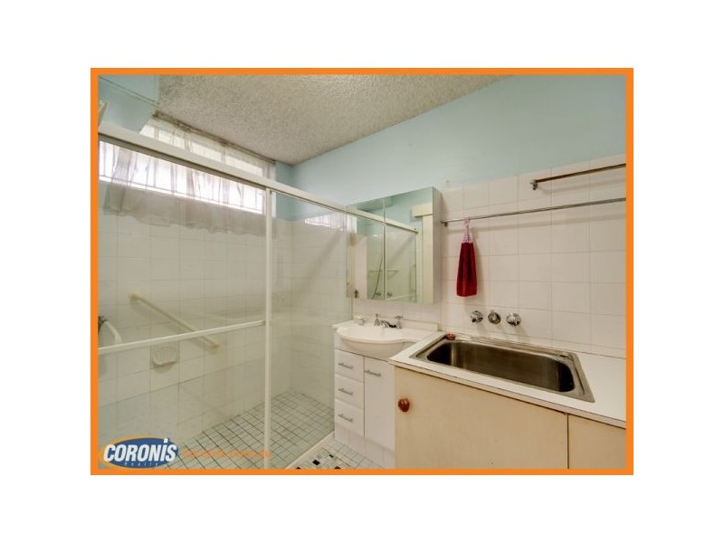 2/41 Victoria Terrace, Gordon Park QLD 4031