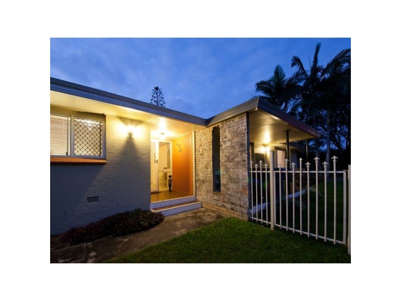 15 Patricia Street, Strathpine QLD 4500