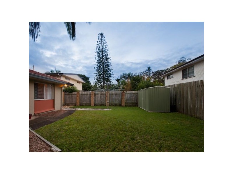 15 Patricia Street, Strathpine QLD 4500