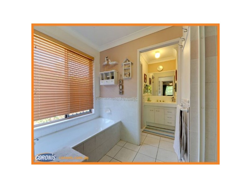 9 Kurrajong Drive, Warner QLD 4500