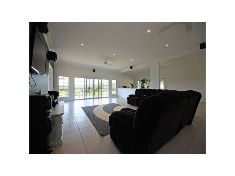 1062 Caboolture River Road, Rocksberg QLD 4510