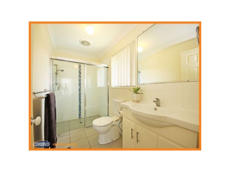 8 Greta Street, Warner QLD 4500