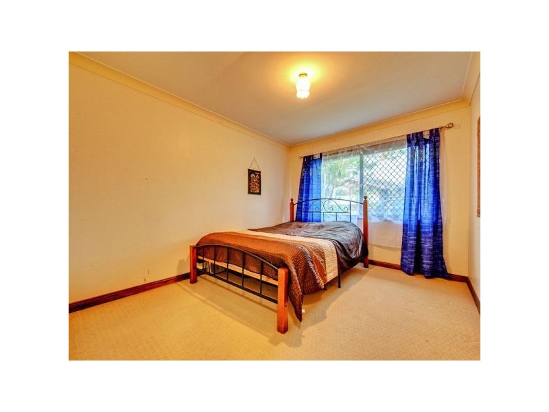 37 Wootton Crescent, Springwood QLD 4127