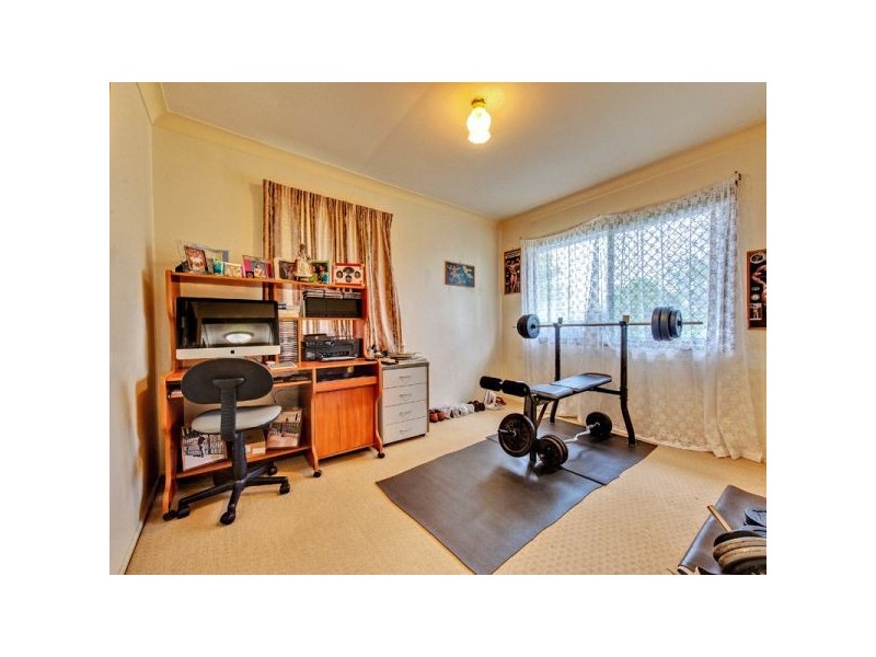 37 Wootton Crescent, Springwood QLD 4127