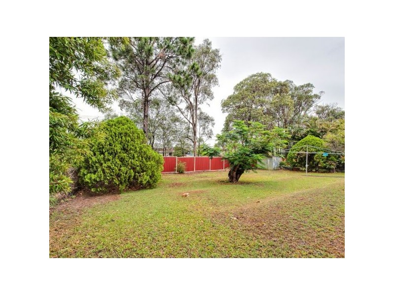 37 Wootton Crescent, Springwood QLD 4127