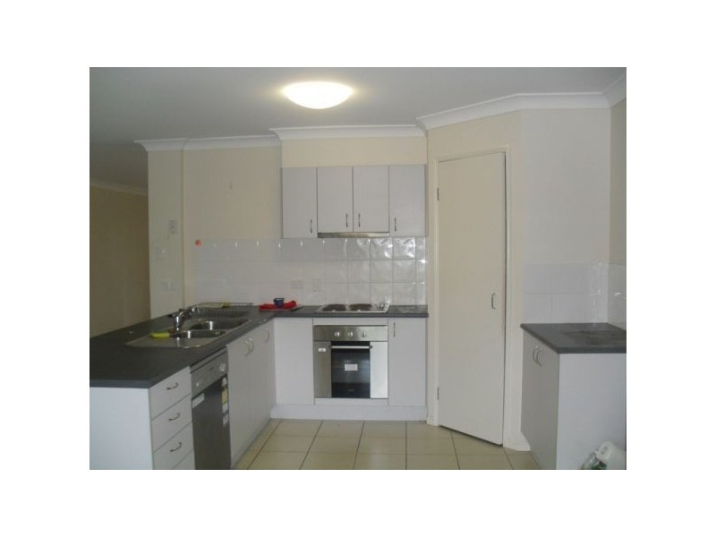 8 Van Beelen Street, Caboolture QLD 4510