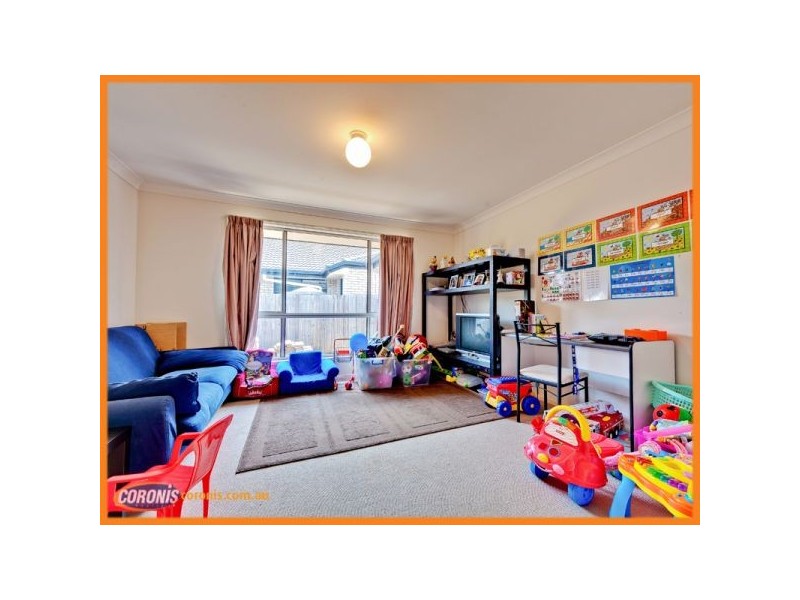 3 Neptune Street, Springfield Lakes QLD 4300