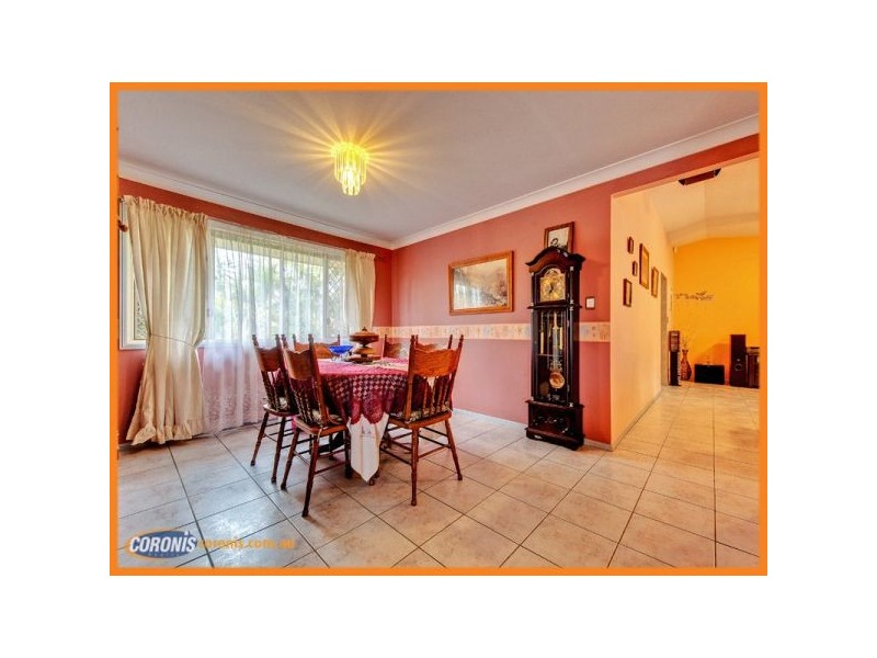 31 Bottlebrush Drive, Regents Park QLD 4118