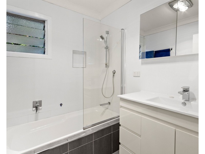 932 South Pine Road, Everton Park QLD 4053