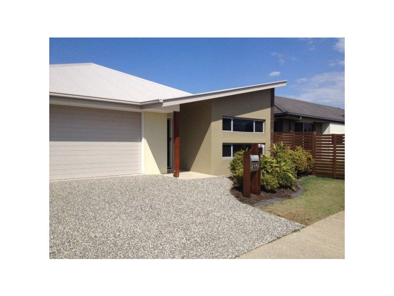 17 Central Green Avenue, Narangba QLD 4504