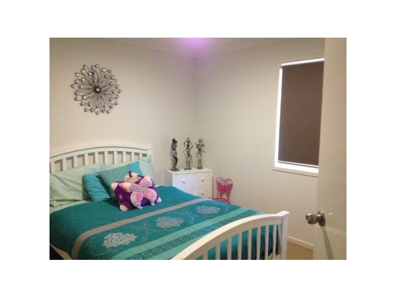 17 Central Green Avenue, Narangba QLD 4504