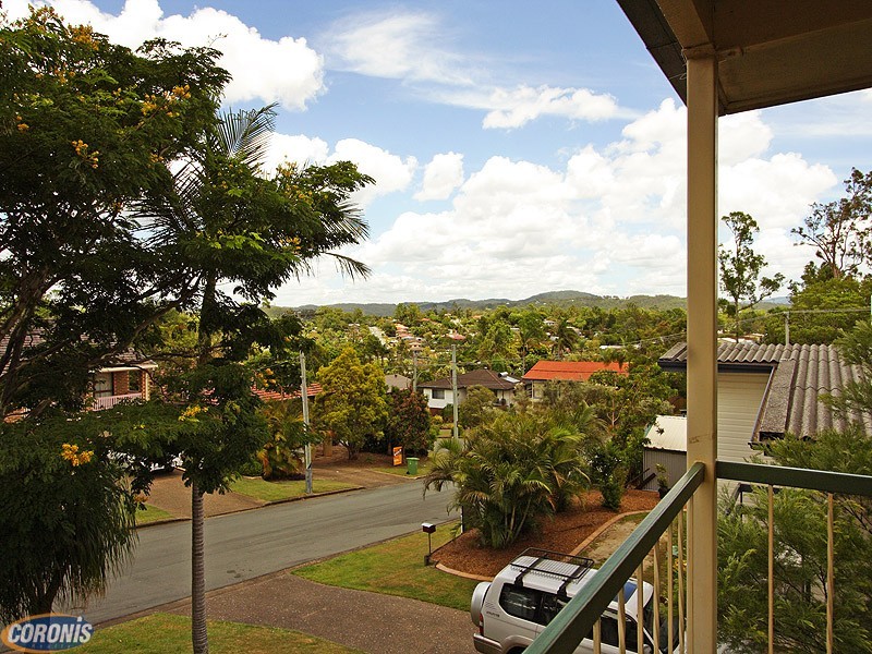 Arana Hills QLD 4054