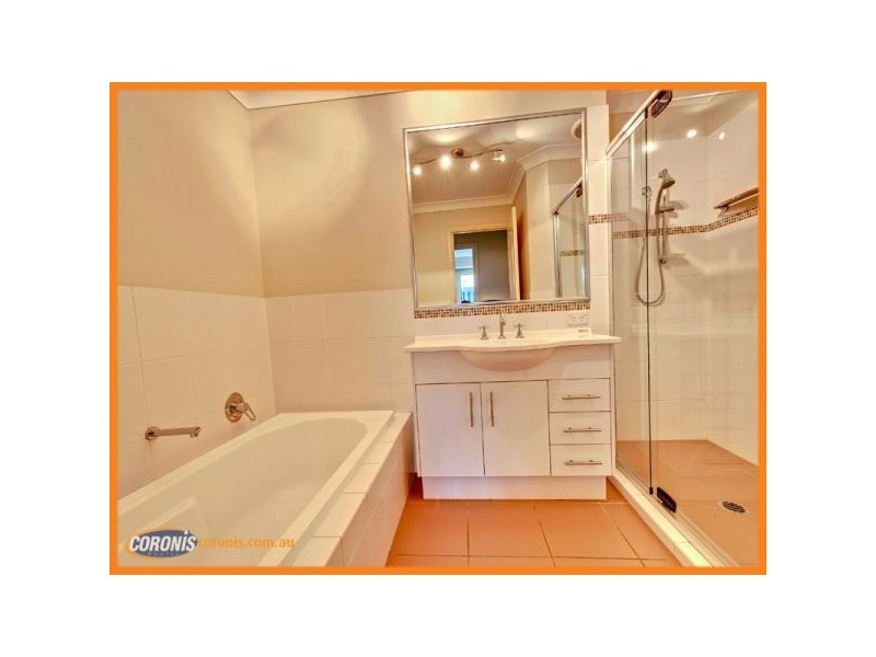 25 Stockdale Street, Pacific Pines QLD 4211