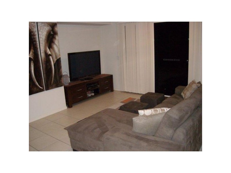 25 Stockdale Street, Pacific Pines QLD 4211