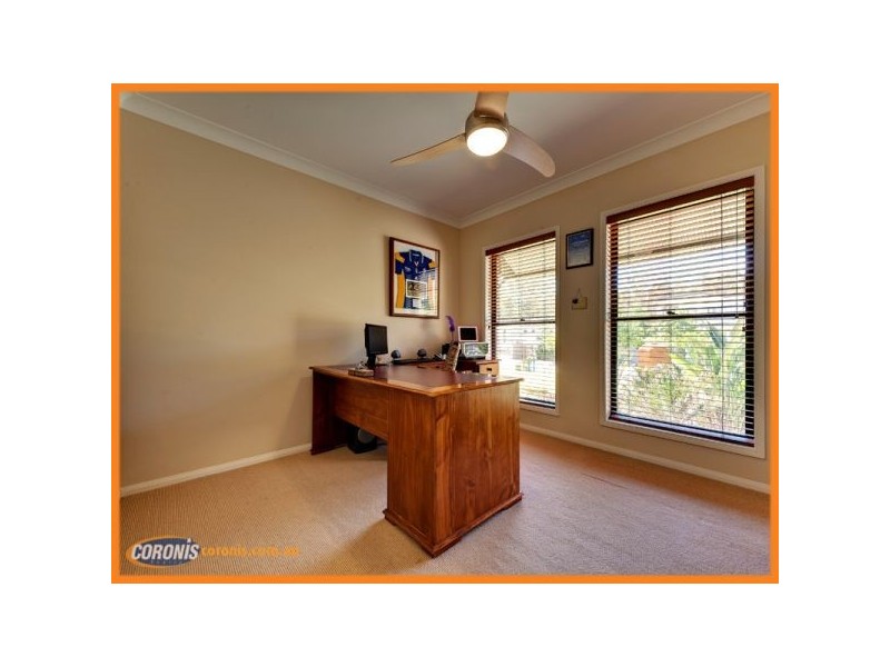 31-33 Oakview Circuit, Brookwater QLD 4300