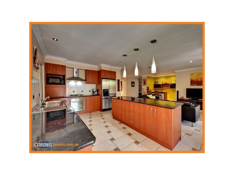 31-33 Oakview Circuit, Brookwater QLD 4300