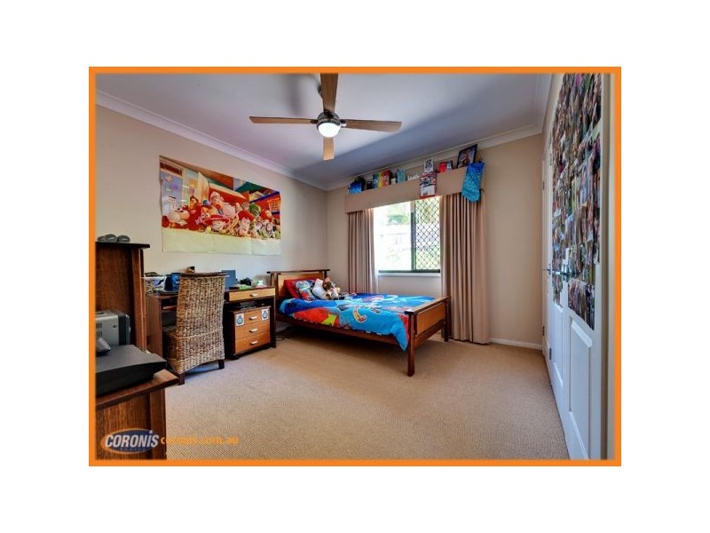31-33 Oakview Circuit, Brookwater QLD 4300
