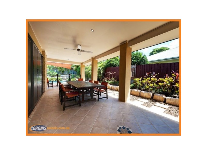 31-33 Oakview Circuit, Brookwater QLD 4300