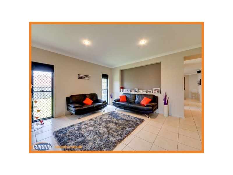 8 Katelyn Court, Cashmere QLD 4500