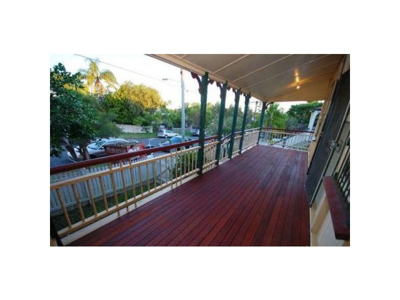 13 Fisher Street, East Brisbane QLD 4169