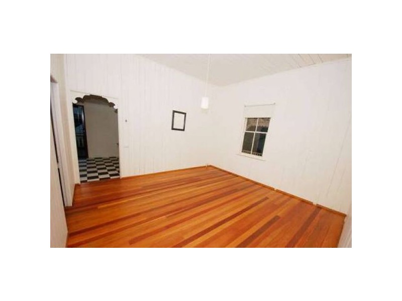 13 Fisher Street, East Brisbane QLD 4169