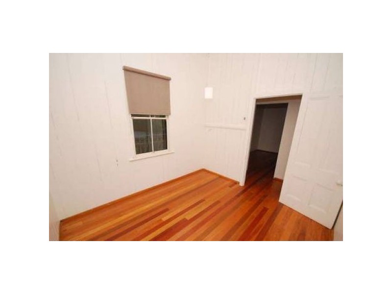 13 Fisher Street, East Brisbane QLD 4169