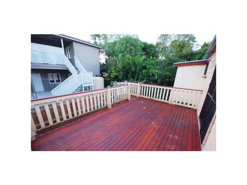 13 Fisher Street, East Brisbane QLD 4169