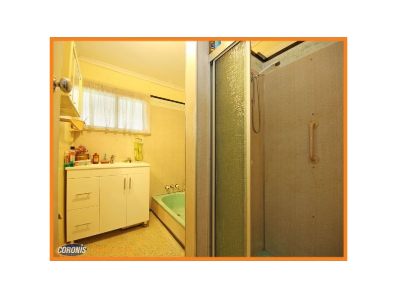 10 Loncroft Street, Brighton QLD 4017