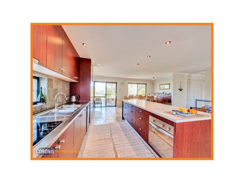 13 Shoe Street, Hope Island QLD 4212