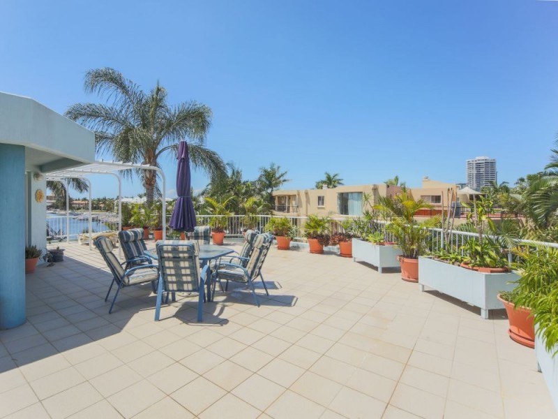 35/75 Morala Avenue, Runaway Bay QLD 4216