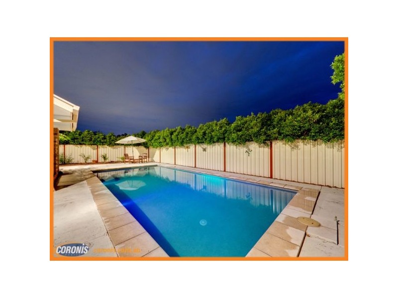 1 Mabella Court, Eatons Hill QLD 4037